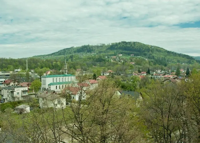 Debina לינה וארוחת בוקר 3*